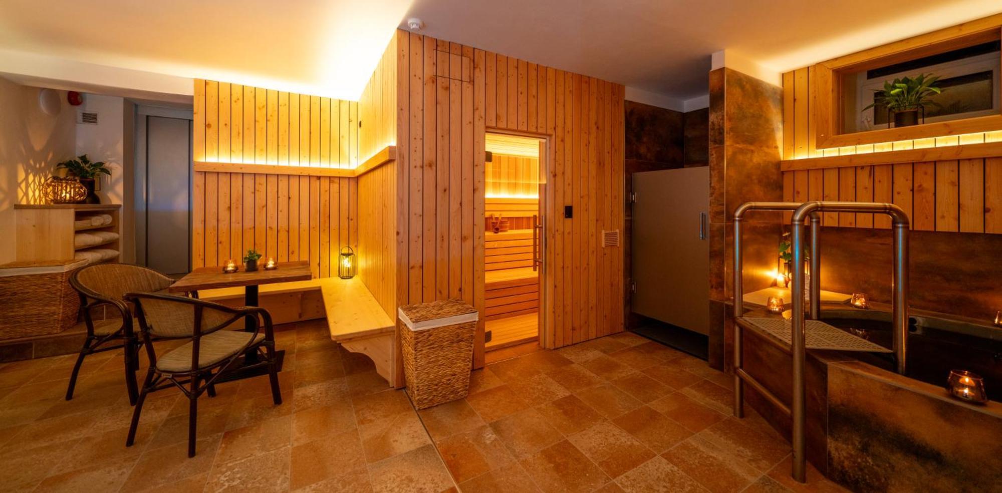 Hotel Praha Hrensko Ngoại thất bức ảnh